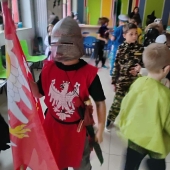 Niepubliczna Szkoła Podstawowa Niebieska 21