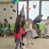 Niepubliczna Szkoła Podstawowa Niebieska 21