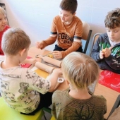 Niepubliczna Szkoła Podstawowa Niebieska 21