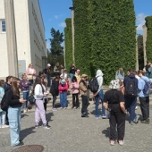 Niepubliczna Szkoła Podstawowa Niebieska 21